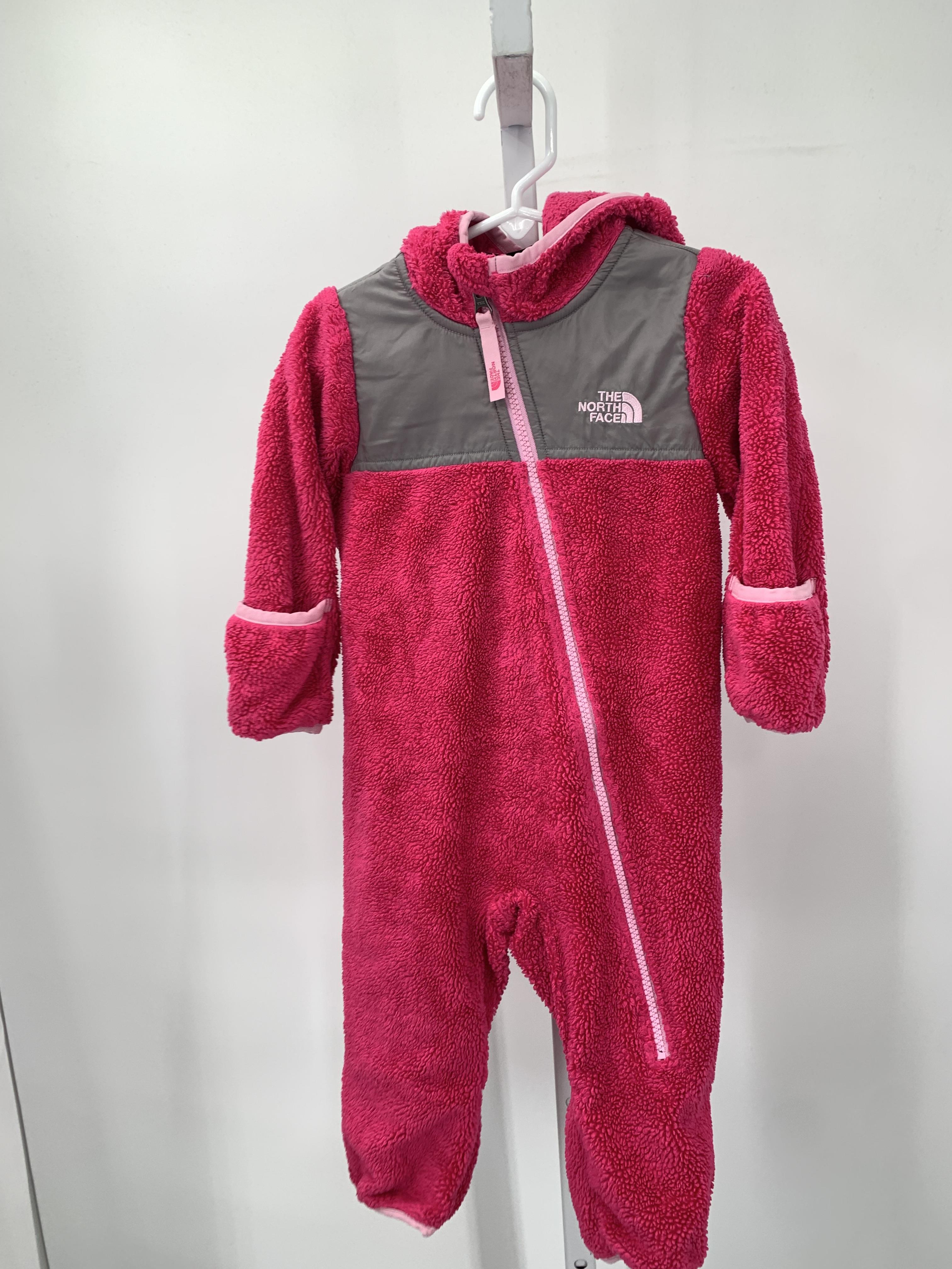 The North Face Size 6-12 mon Girls Snow Suit