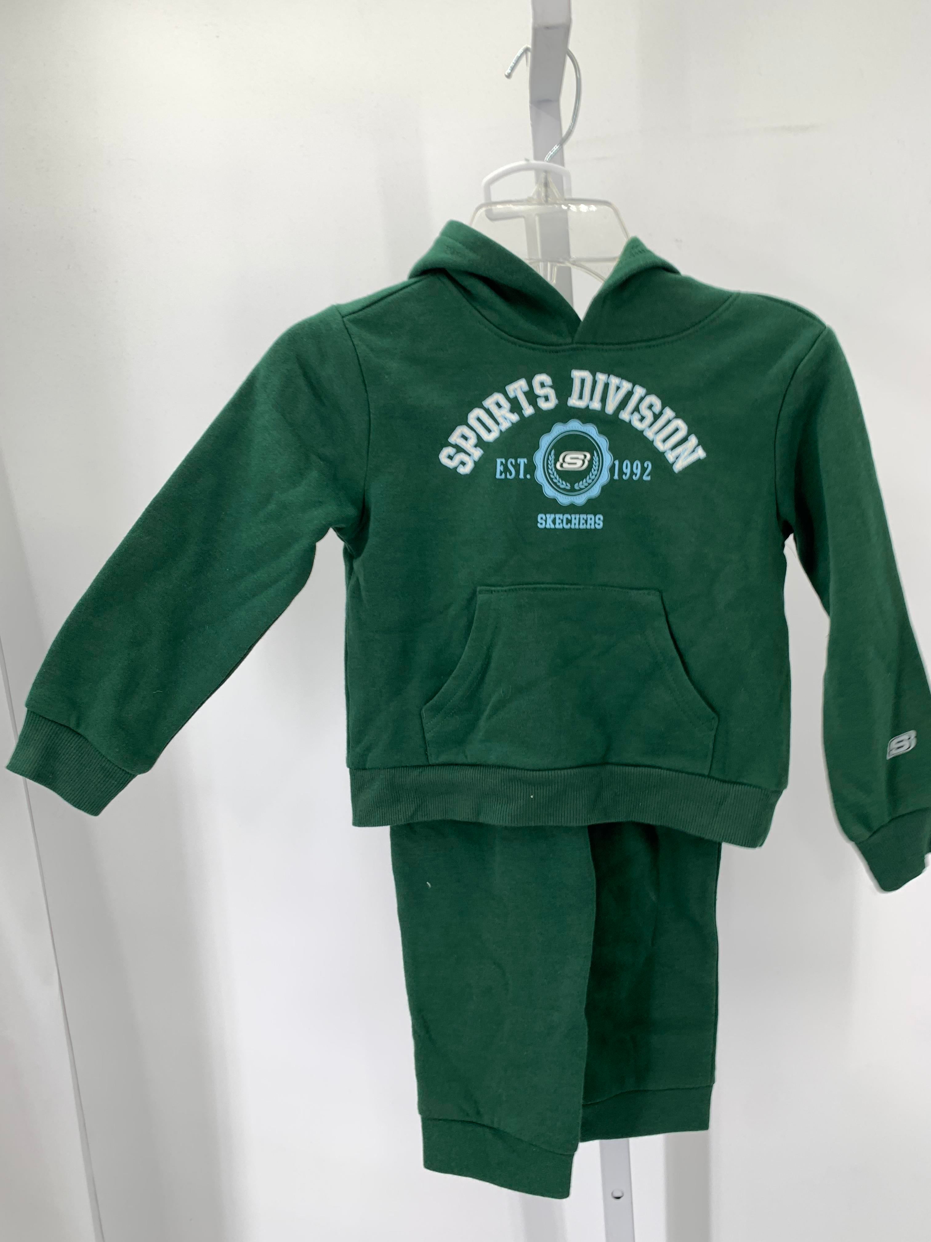 KNIT HOODIE AND SWEAT PANTS