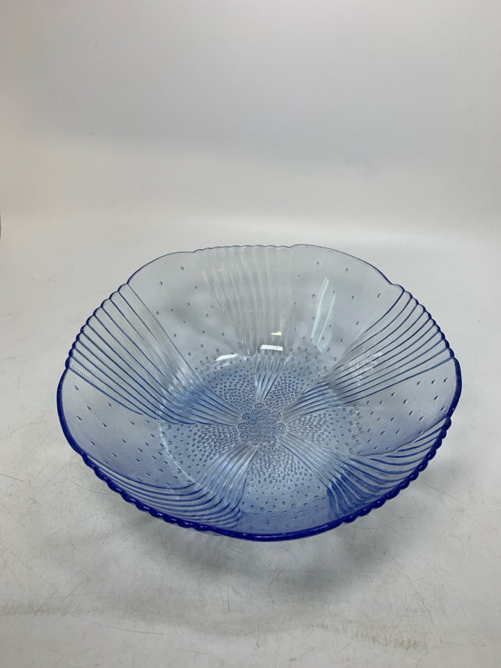 TINTED TEXTURED GLASS BOWL.