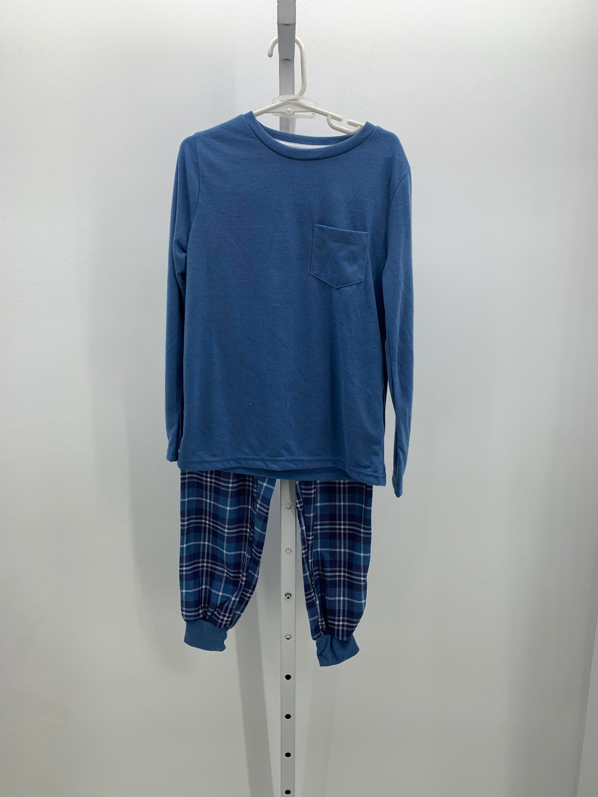 NEW PLAID KNIT.