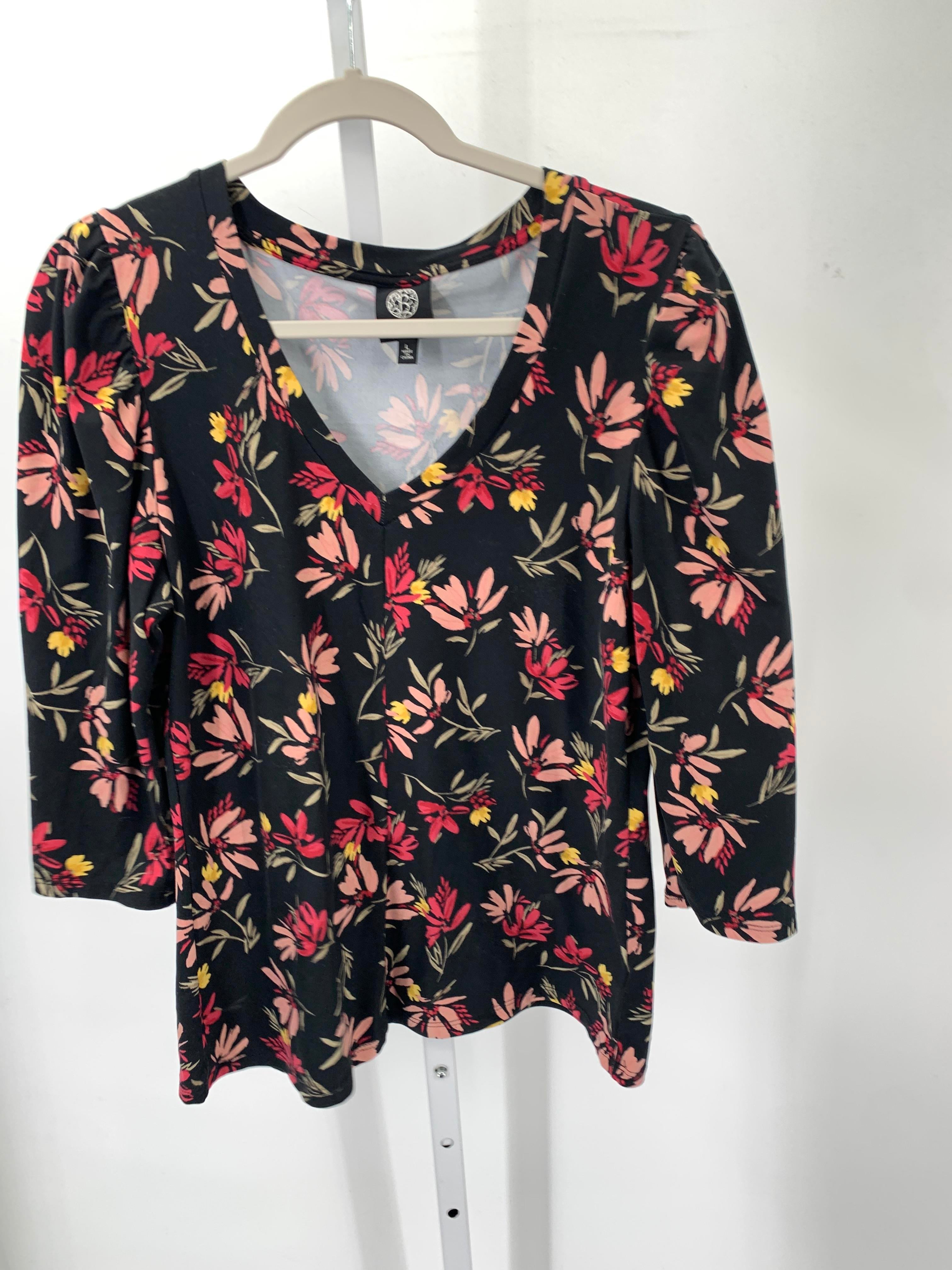 Size Large Misses 3/4 Sleeve Shirt