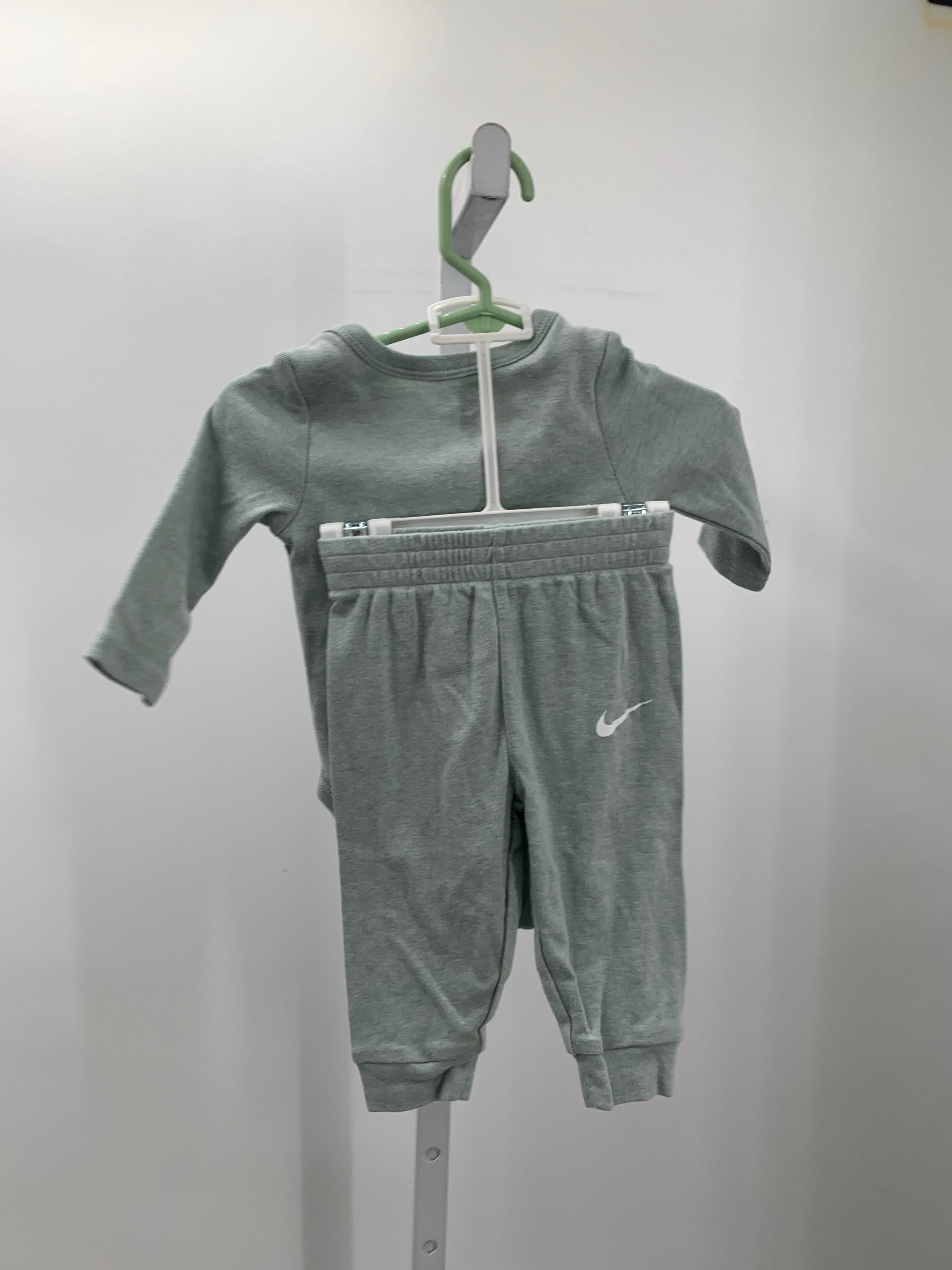 KNIT SHIRT AND PAMTS