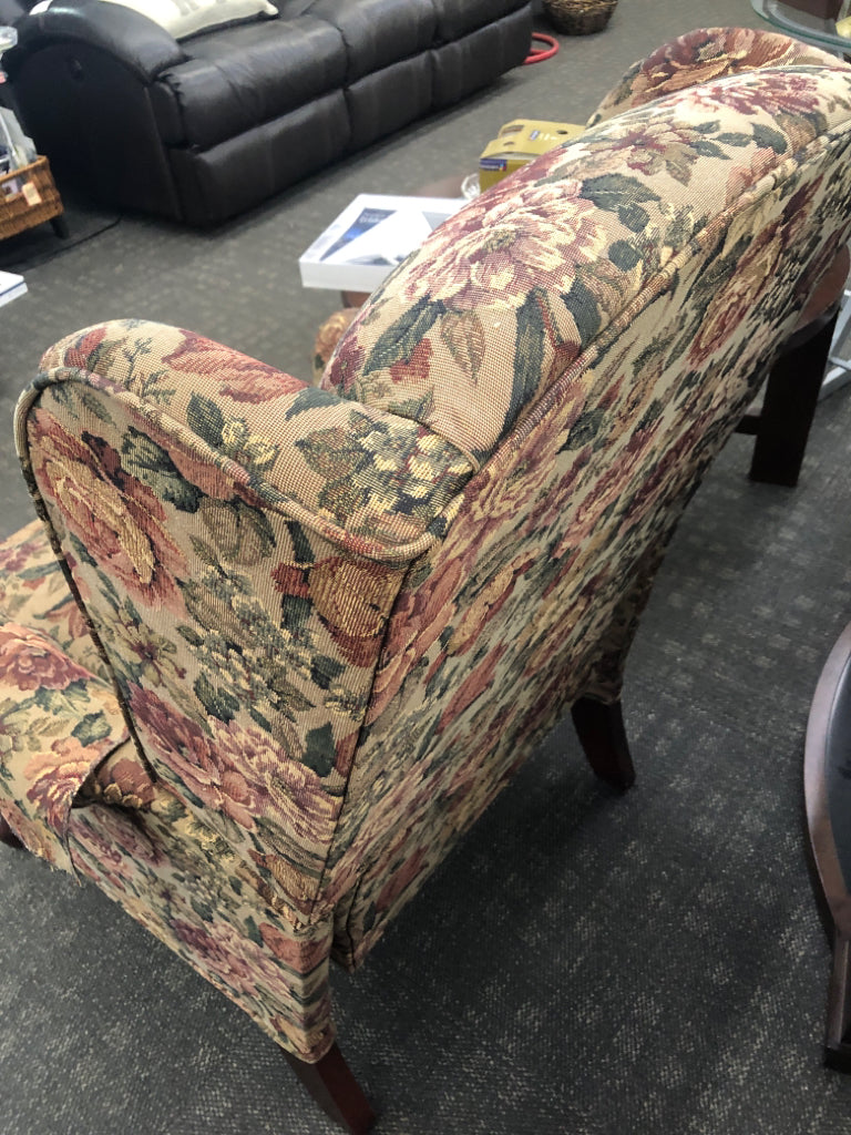 DARK ROSE PATTERN RECLINER W/ ARM COVERS.