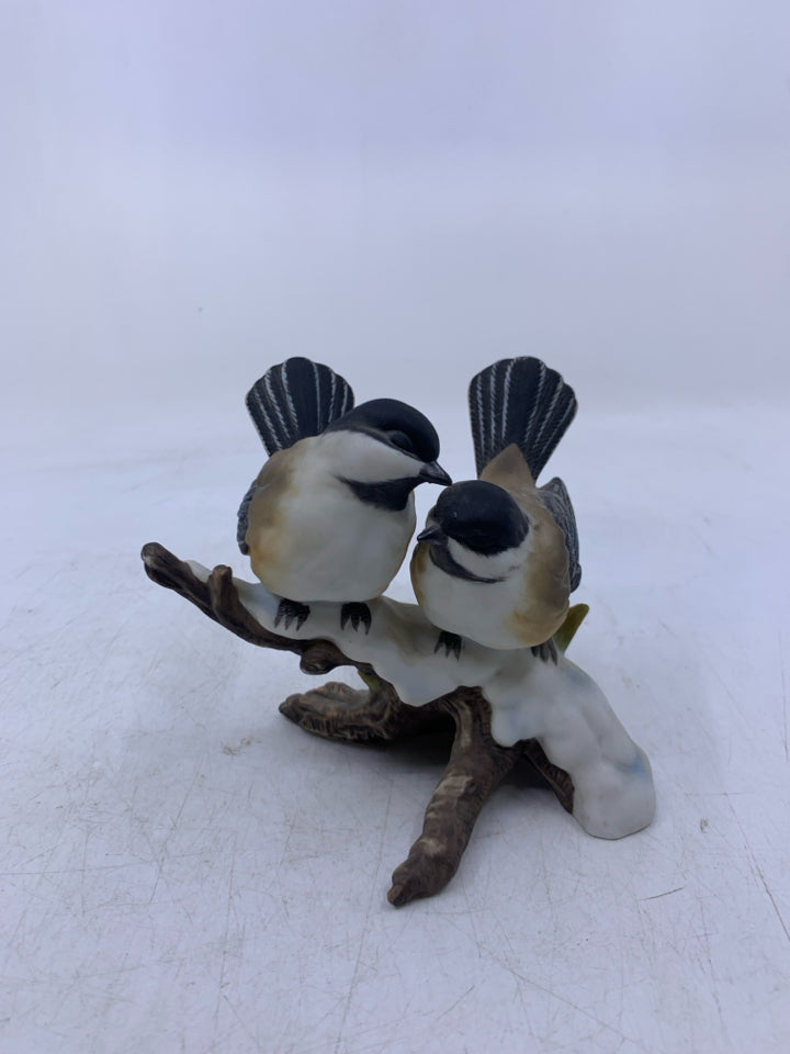 CERAMIC 2 CHICKADEES ON SNOWY BRANCH.