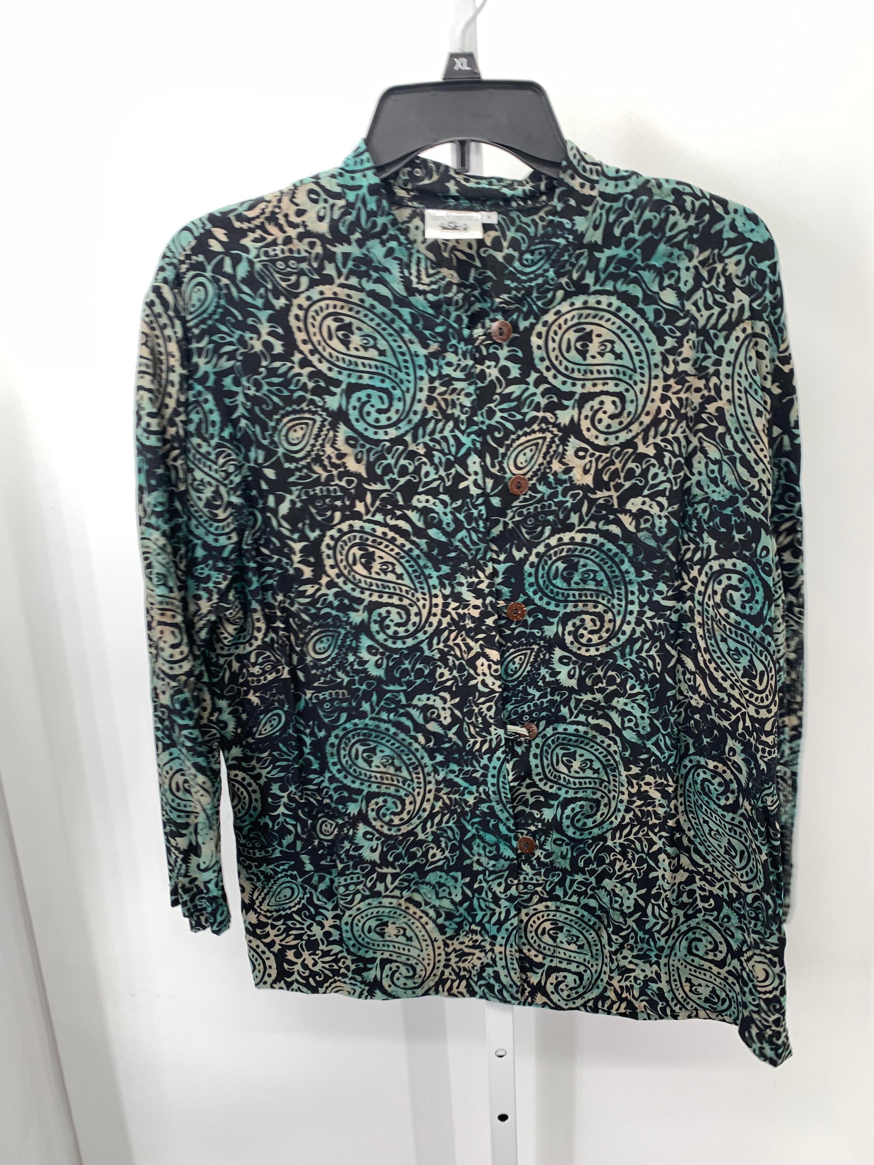 Size Medium Misses 3/4 Sleeve Shirt