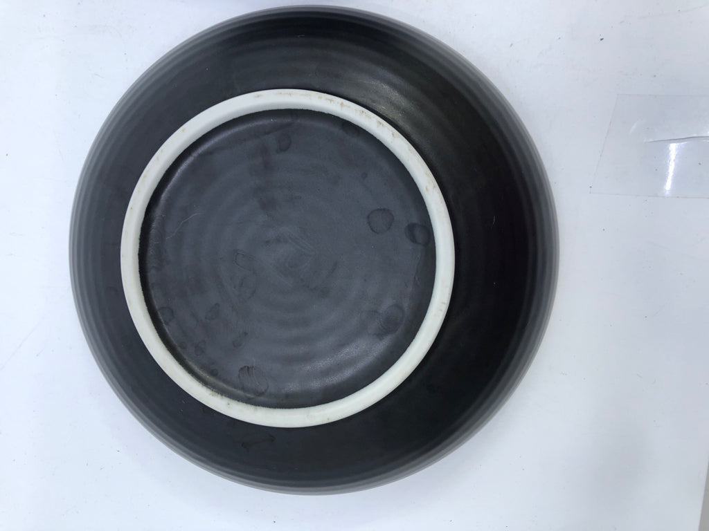 2 LARGE WHITE FLOWER SERVING BOWLS.