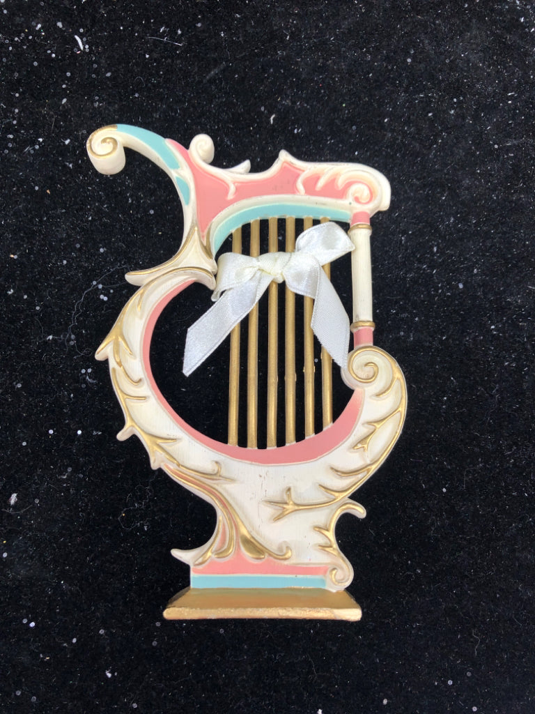 PASTEL VICTORIAN HARP.