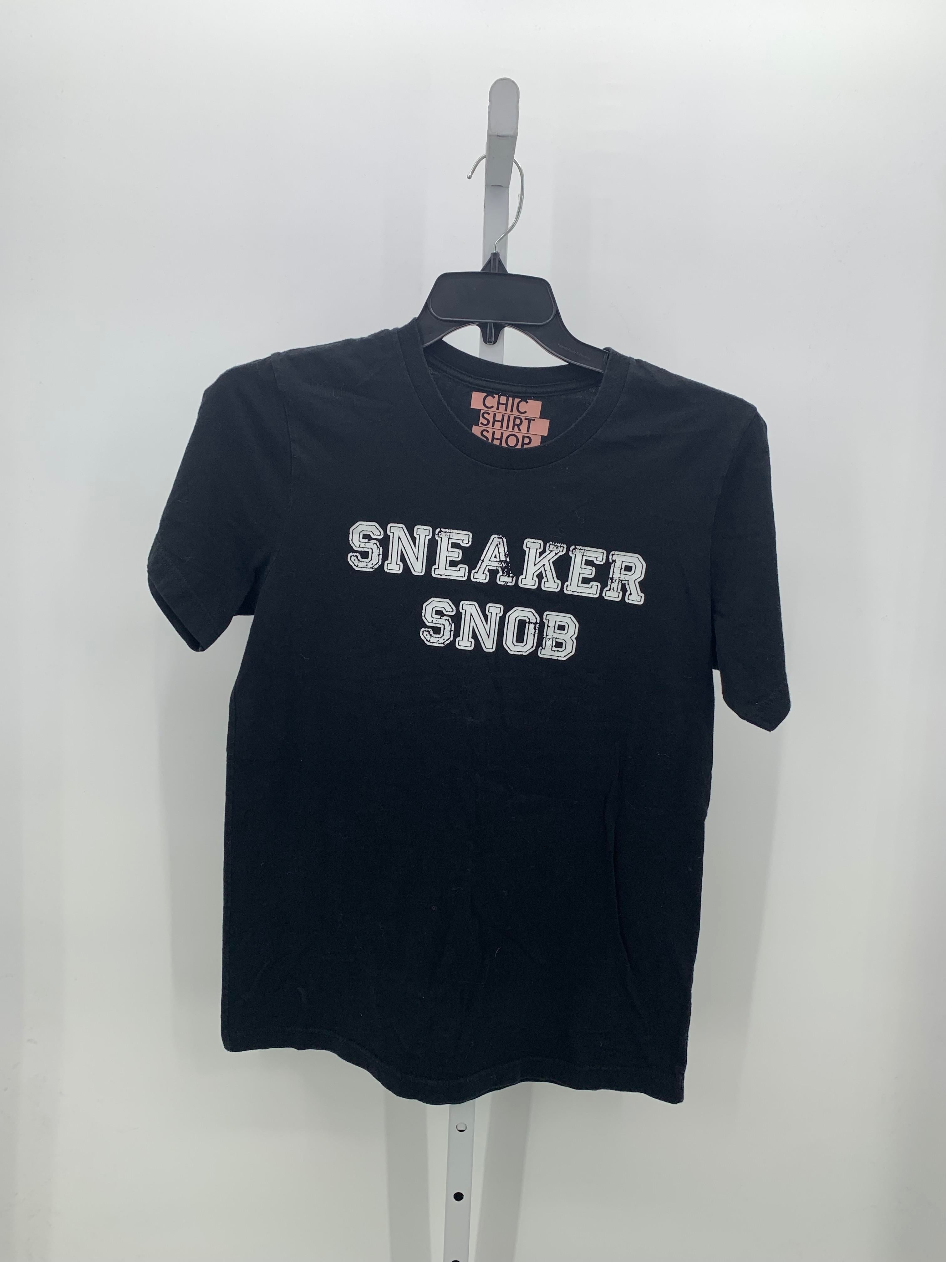 SNEAKER SNOB.