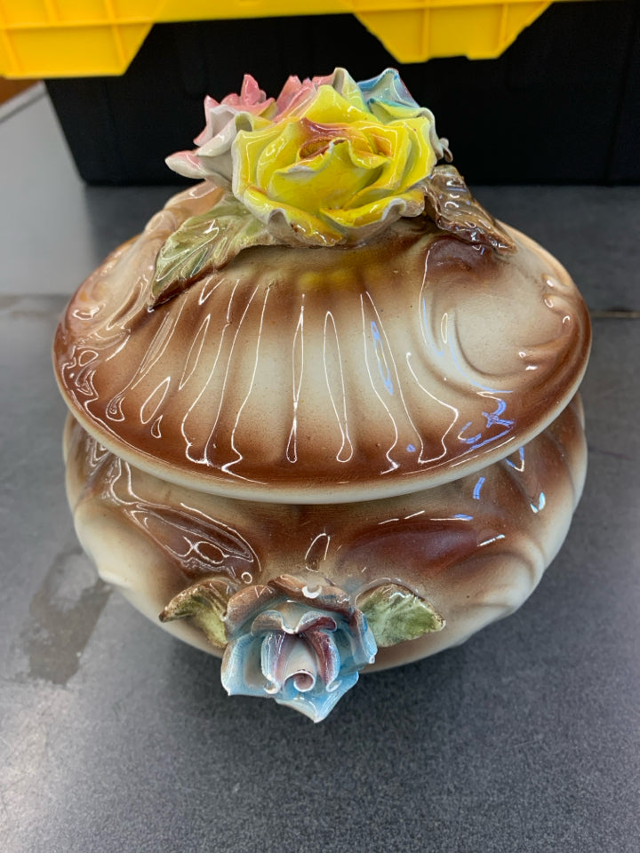 VTG BROWN EMBOSSED FLORAL ROUND TRINKET BOX W LID.