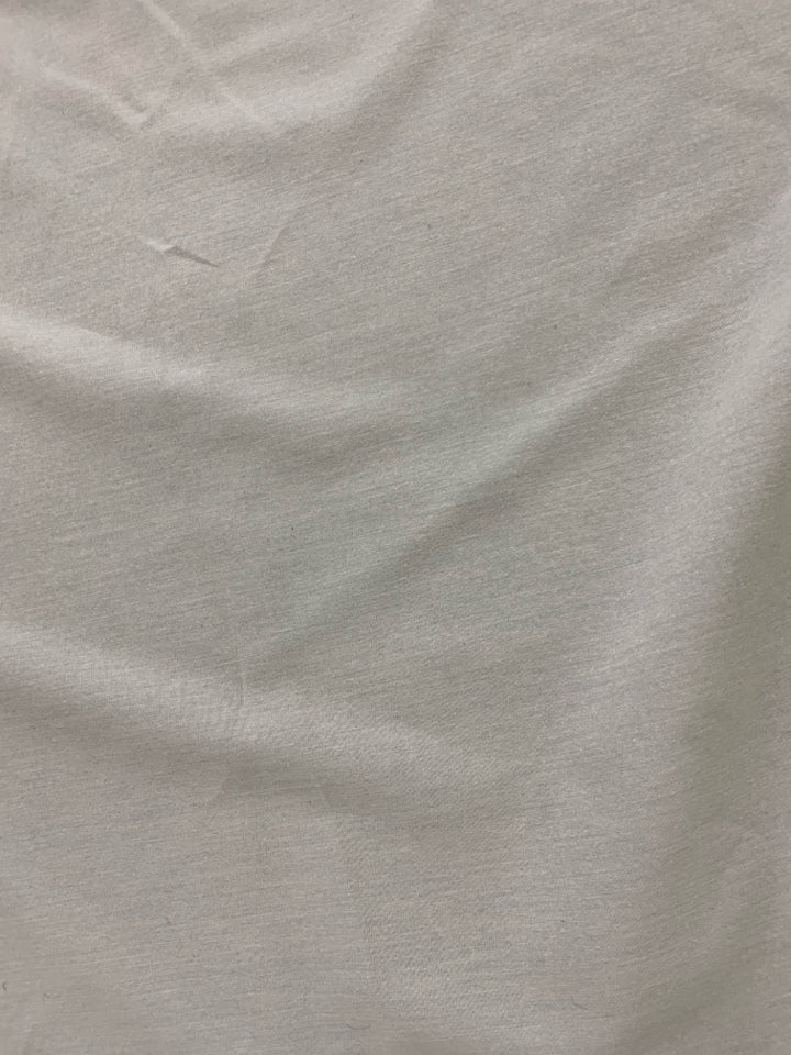 CREAM SHEER ROUND TABLECLOTH.