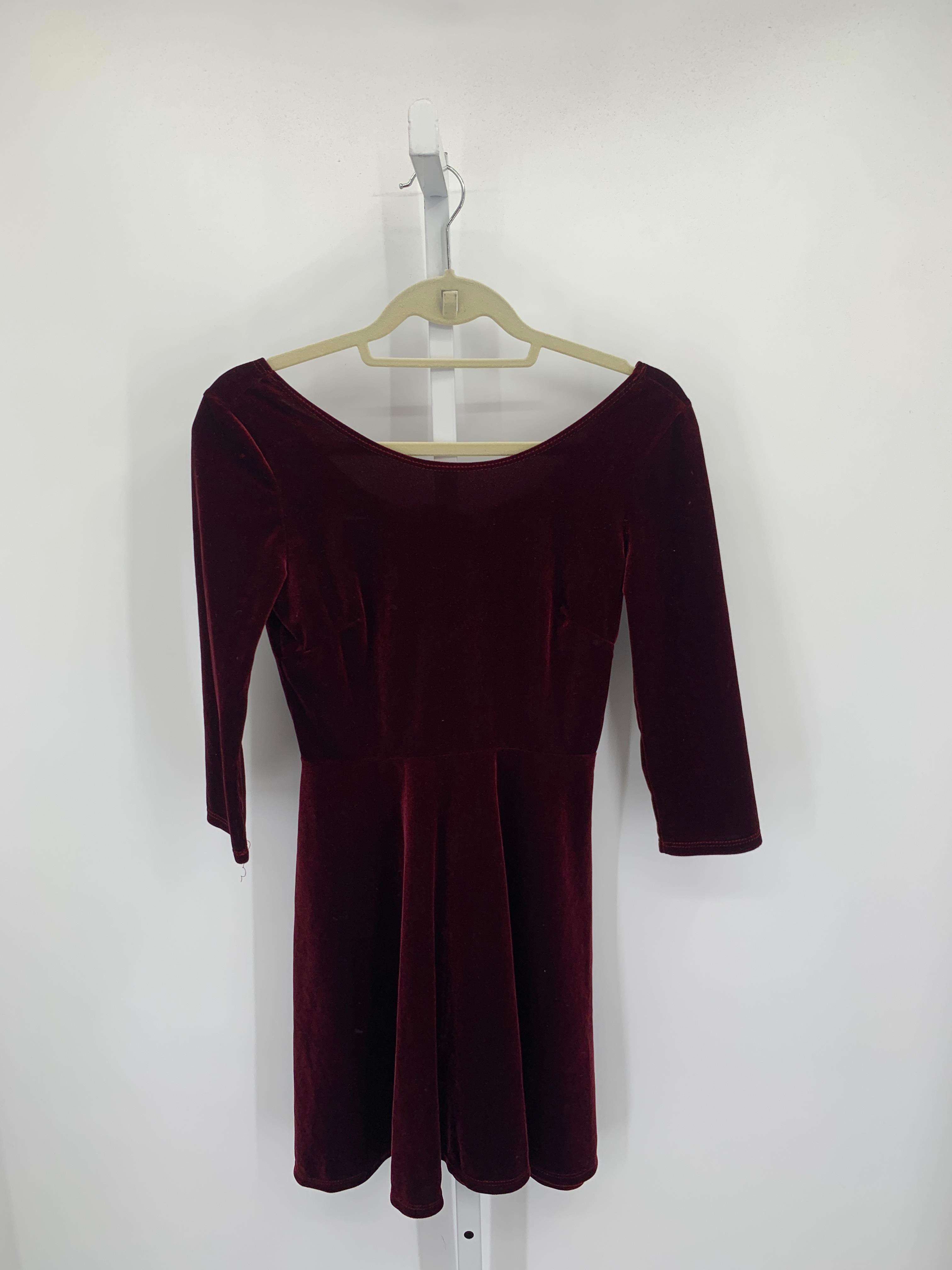 Size Small Juniors Long Sleeve Dress