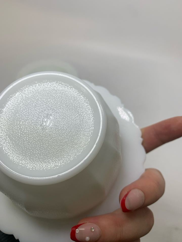 2 MILK GLASS BOWLS W/ DETAILED TRIM.