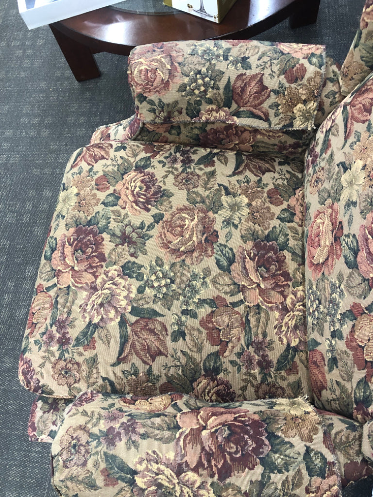 DARK ROSE PATTERN RECLINER W/ ARM COVERS.