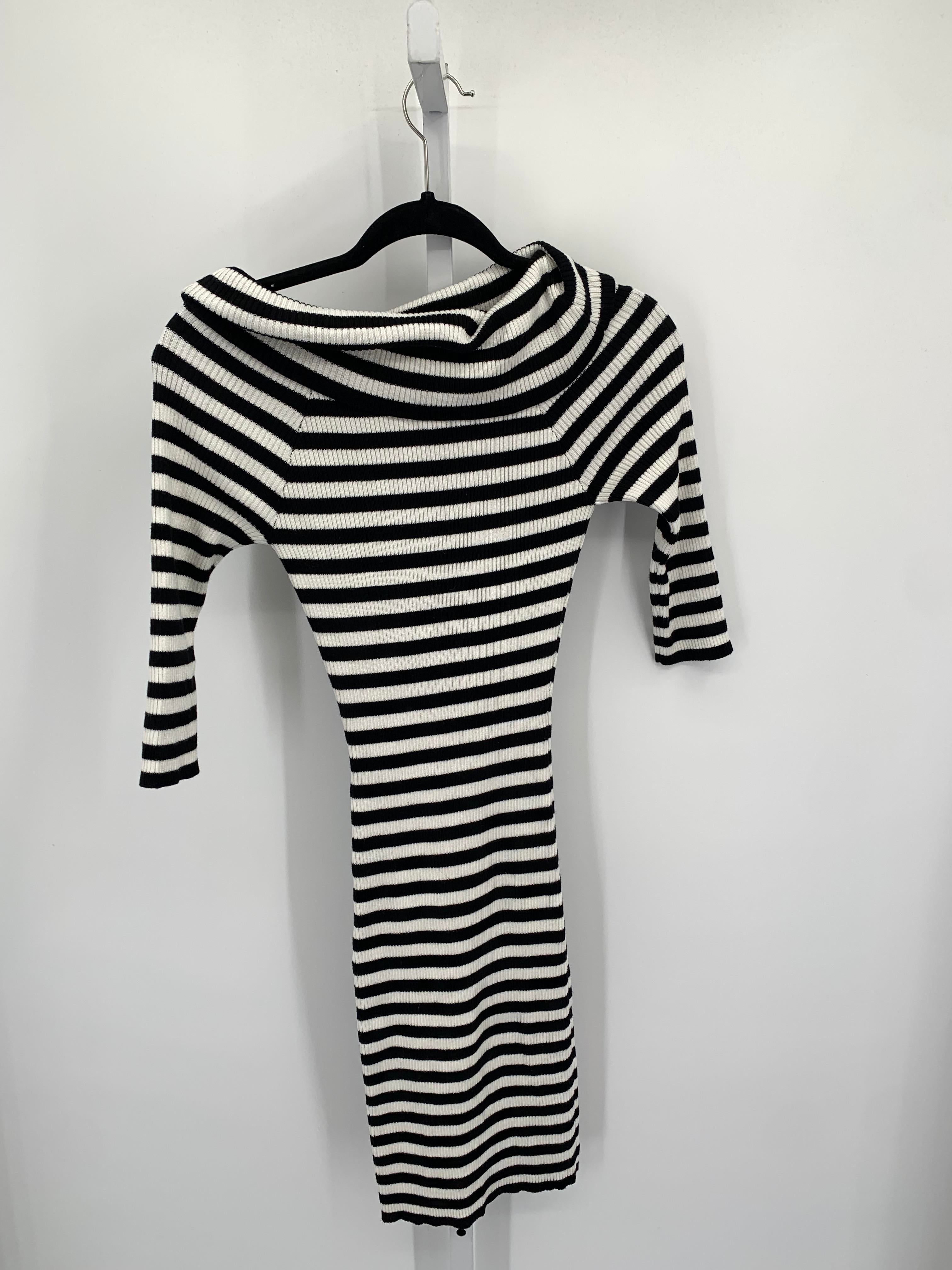 Charlotte Russe Size Small Juniors Long Sleeve Dress