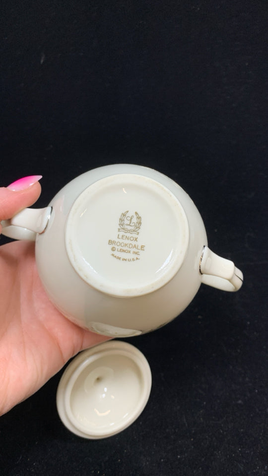 LENOX BROOKDALE SUGAR DISH.