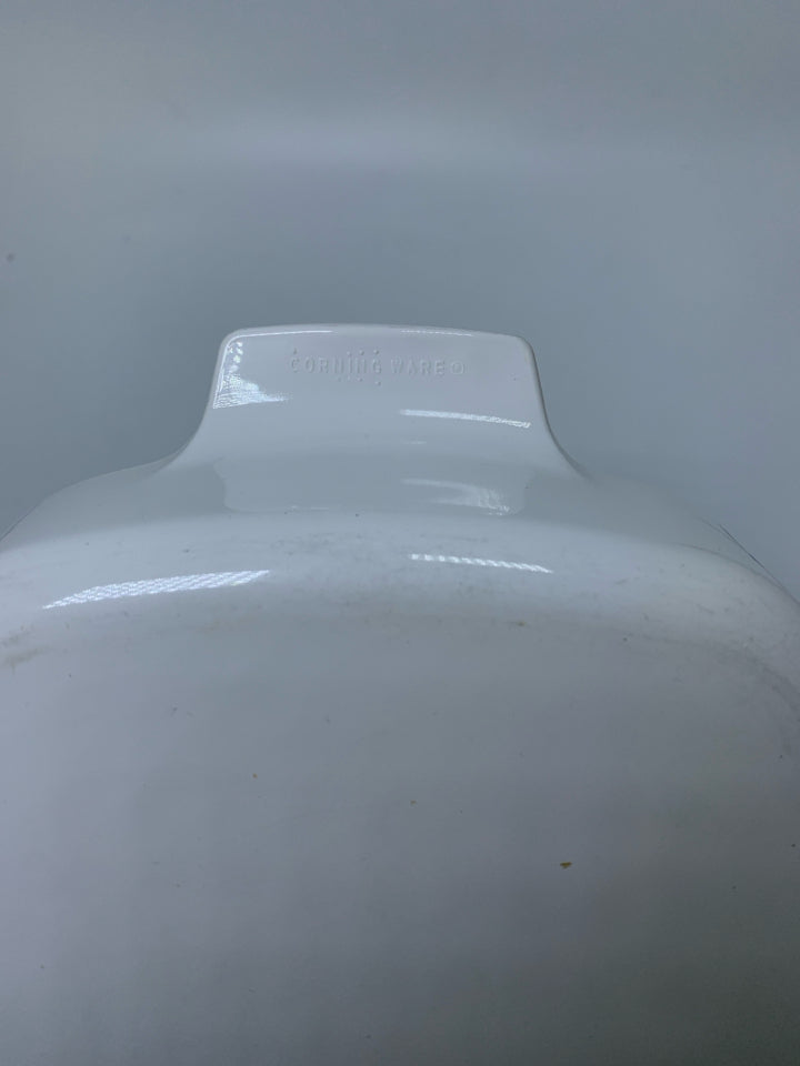SQUARE IRIS CASSEROLE DISH.
