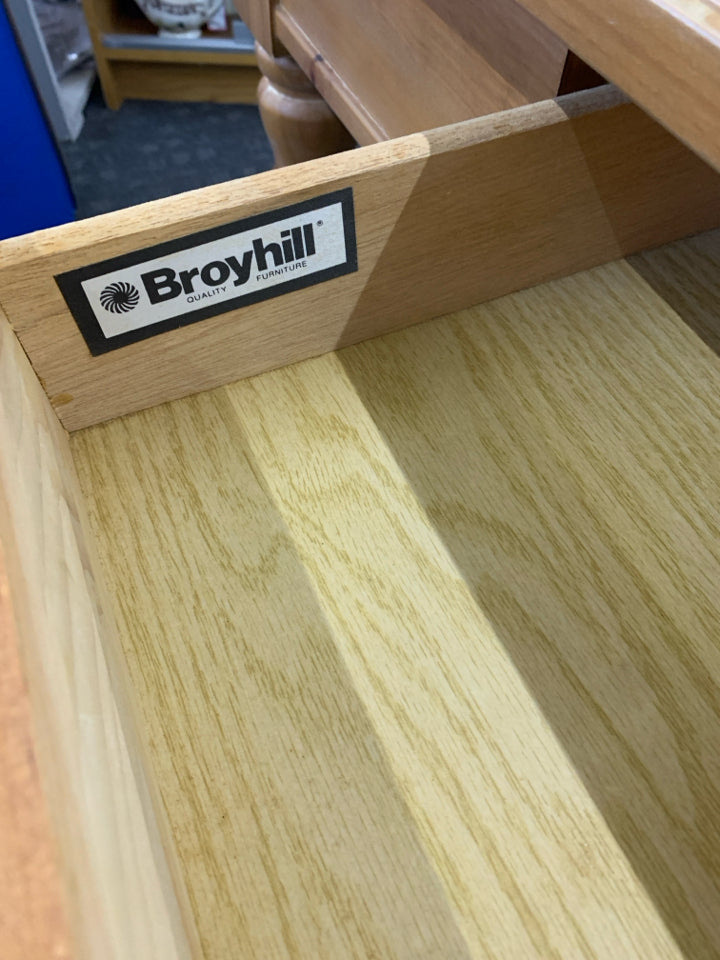 SOFA TABLE WITH DRAWER.