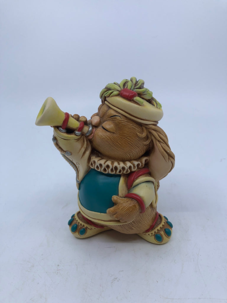 VTG PENDELFIN BUNNY PUFFER W TRUMPET.