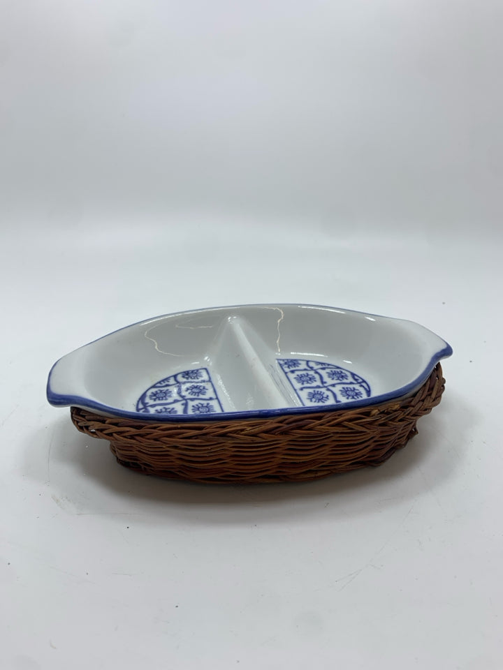 SM DIVIDED BLUE DISH IN WICKER BASKET.