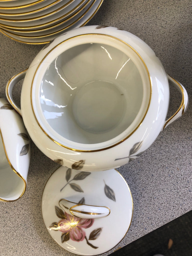 66 PC SVC 10 PINK FLORAL W/ GOLD RIM NORITAKE .