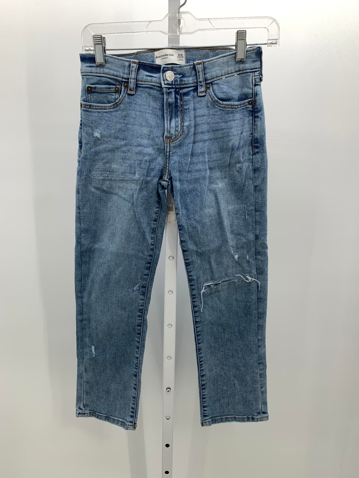 DISTRESSED STRAIGHT FIT