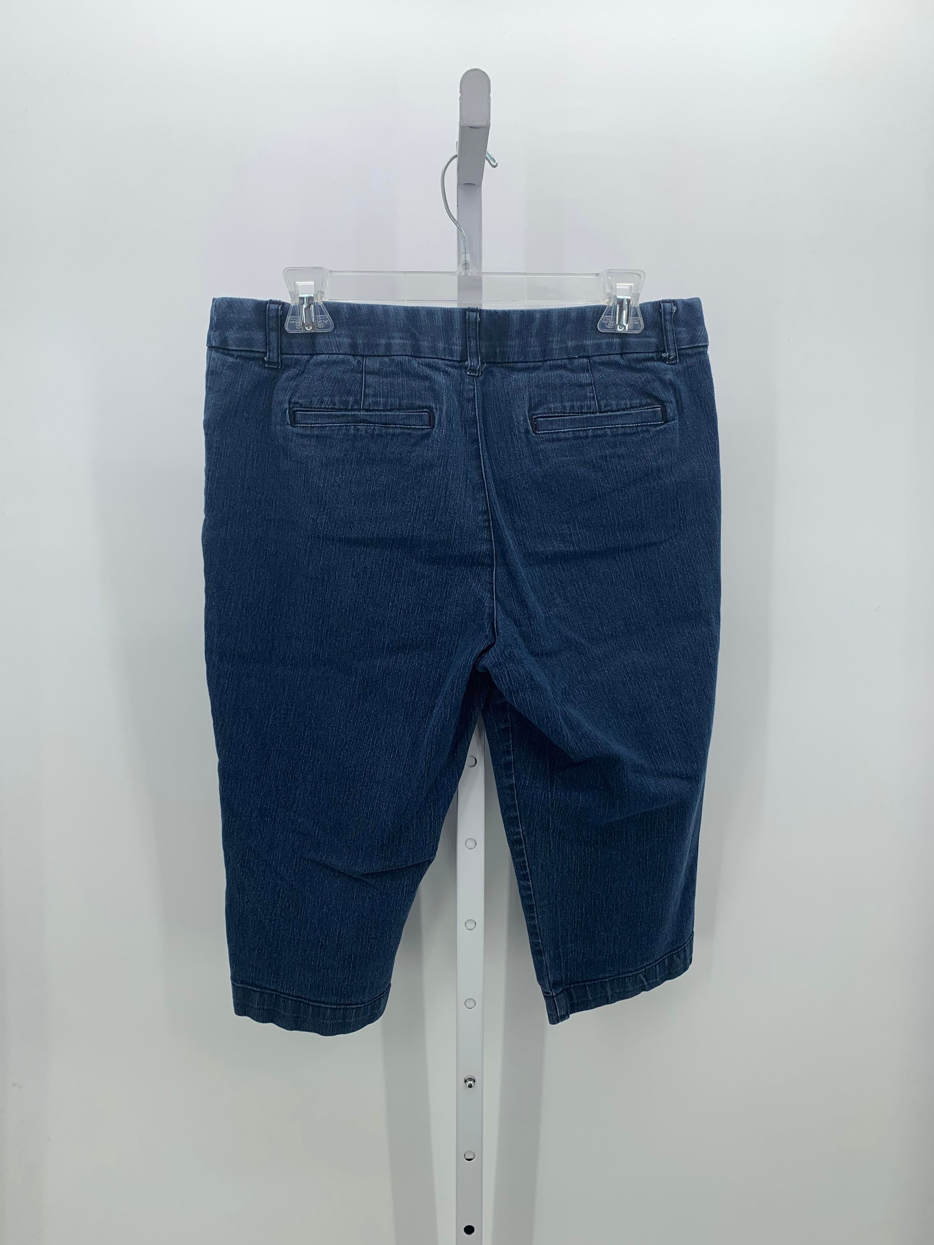 St. Johns Bay Size 12 Petite Petite Capri Pants