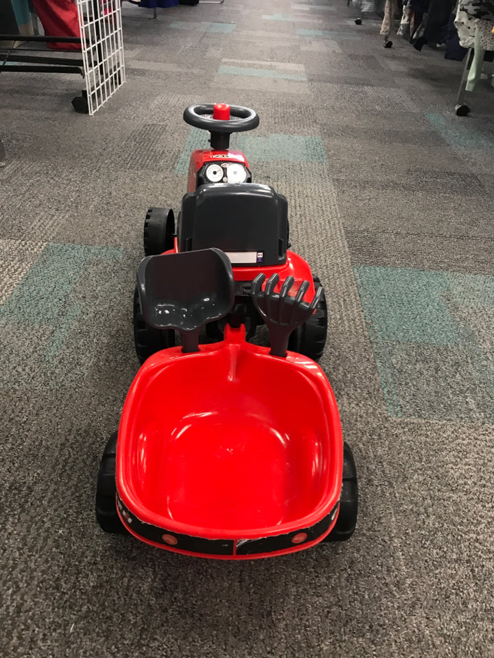 Falk Case IH Tractor Push Ride-on Toy with Detachable Trailer Rake and Shovel