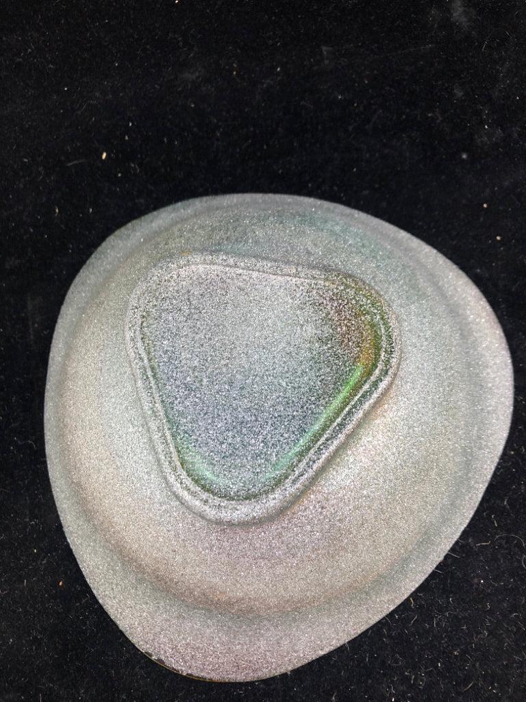 GREEN GLITTER SWIRL NUT BOWL.