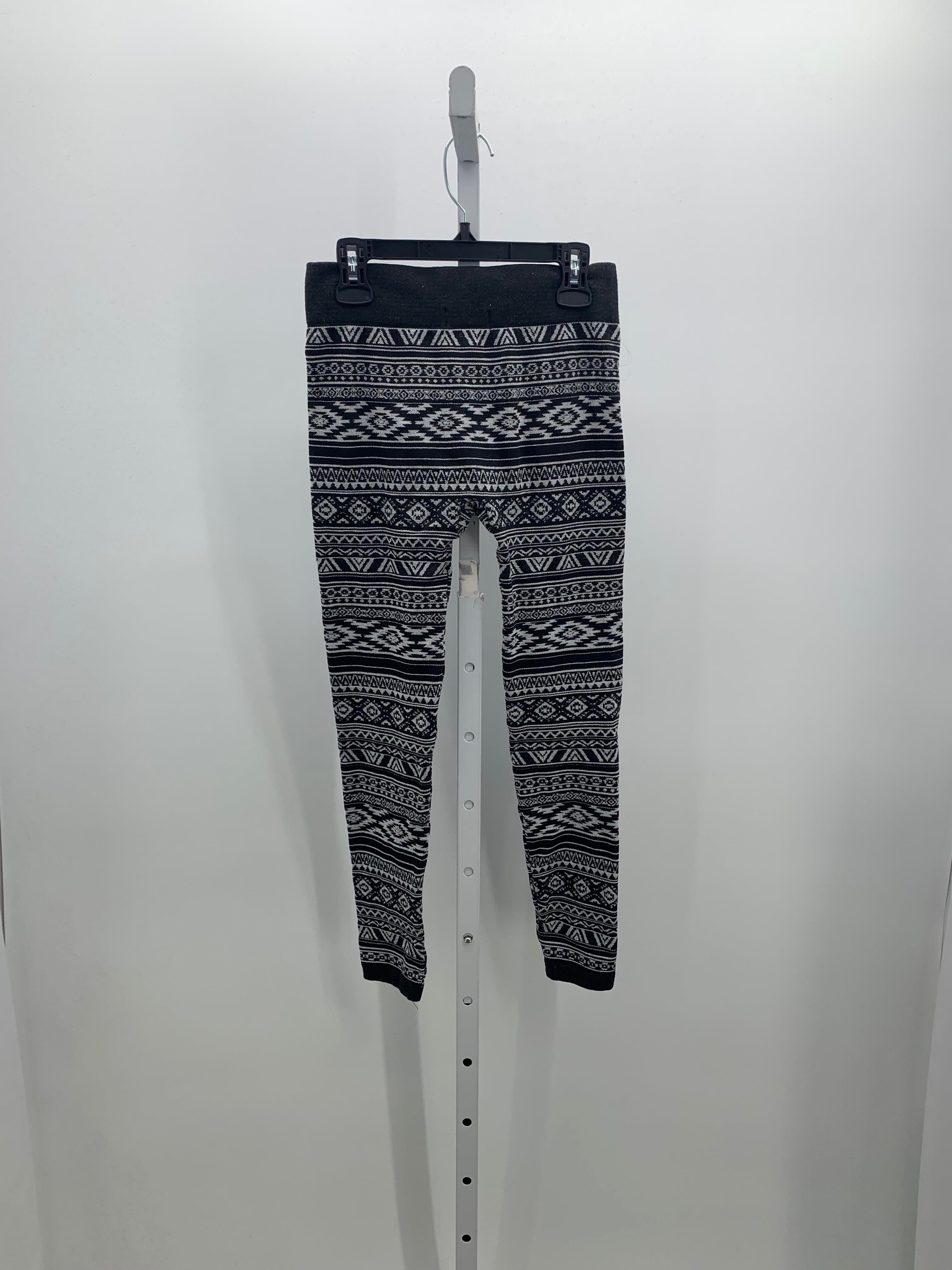 Almost Famous Size Small Juniors Leggings