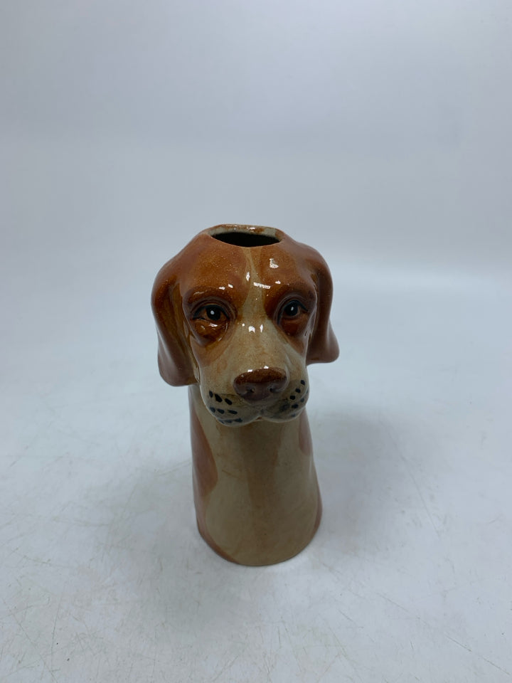 BEAGLE HEAD VASE.