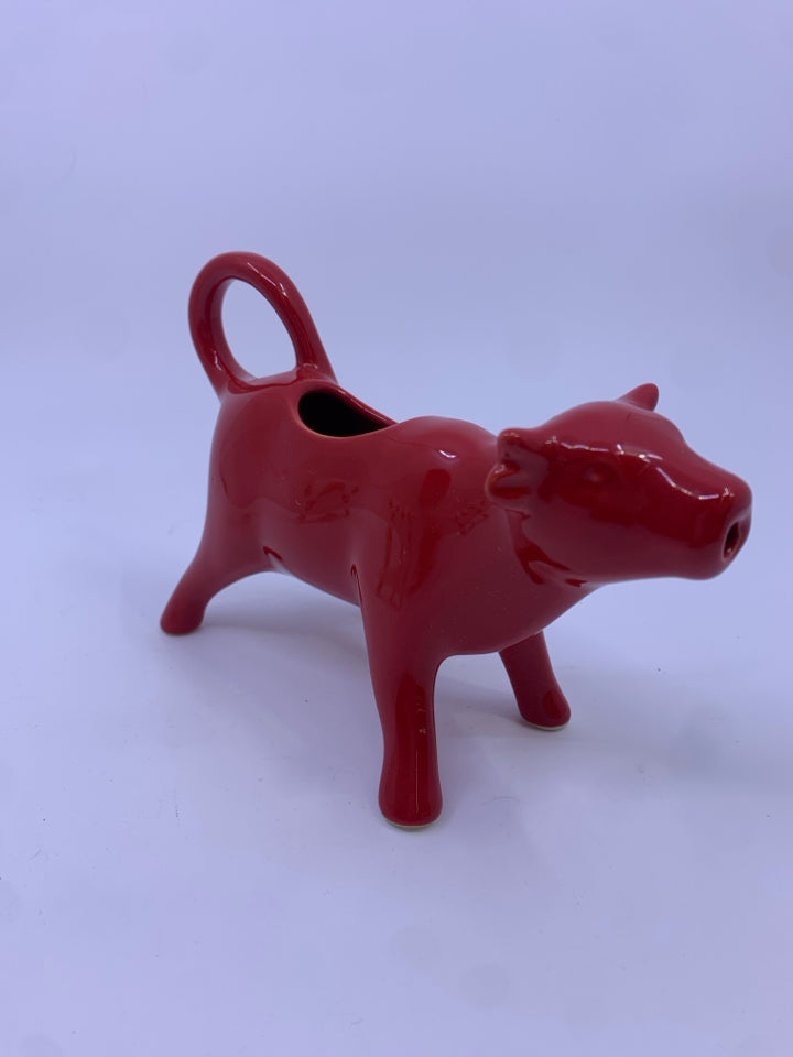 RED COW CREAMER.