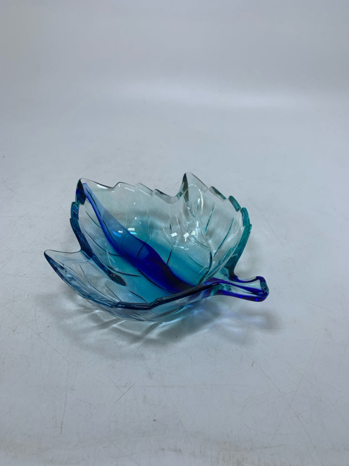 GLASS MAPLE LEAF SHAPED CANDY DISH.