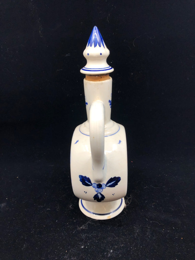 VTG WINDMILL BLUE AND WHITE DECANTER.