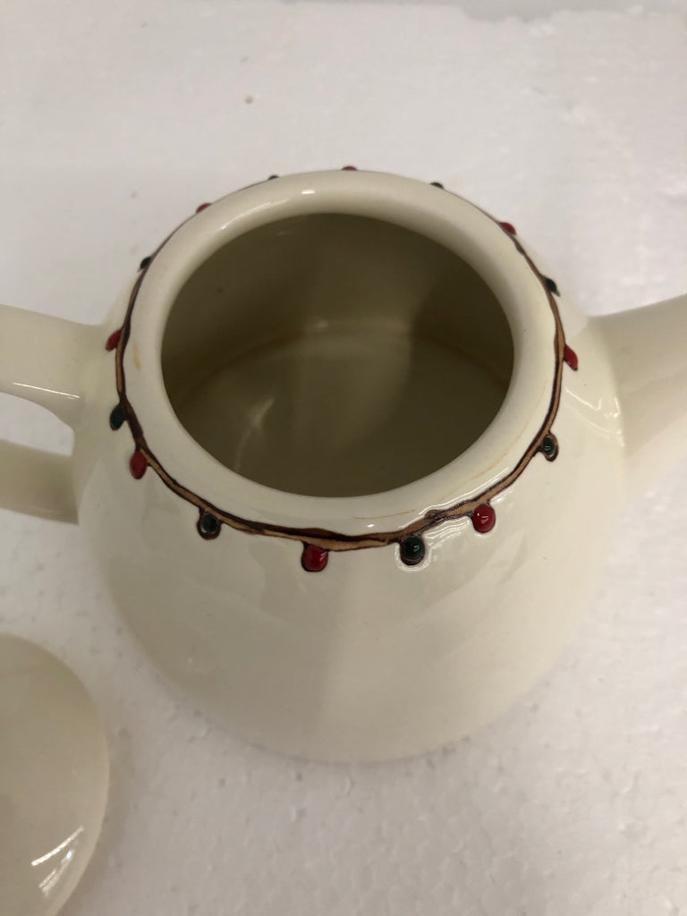 CHRISTMAS TREE TEAPOT.