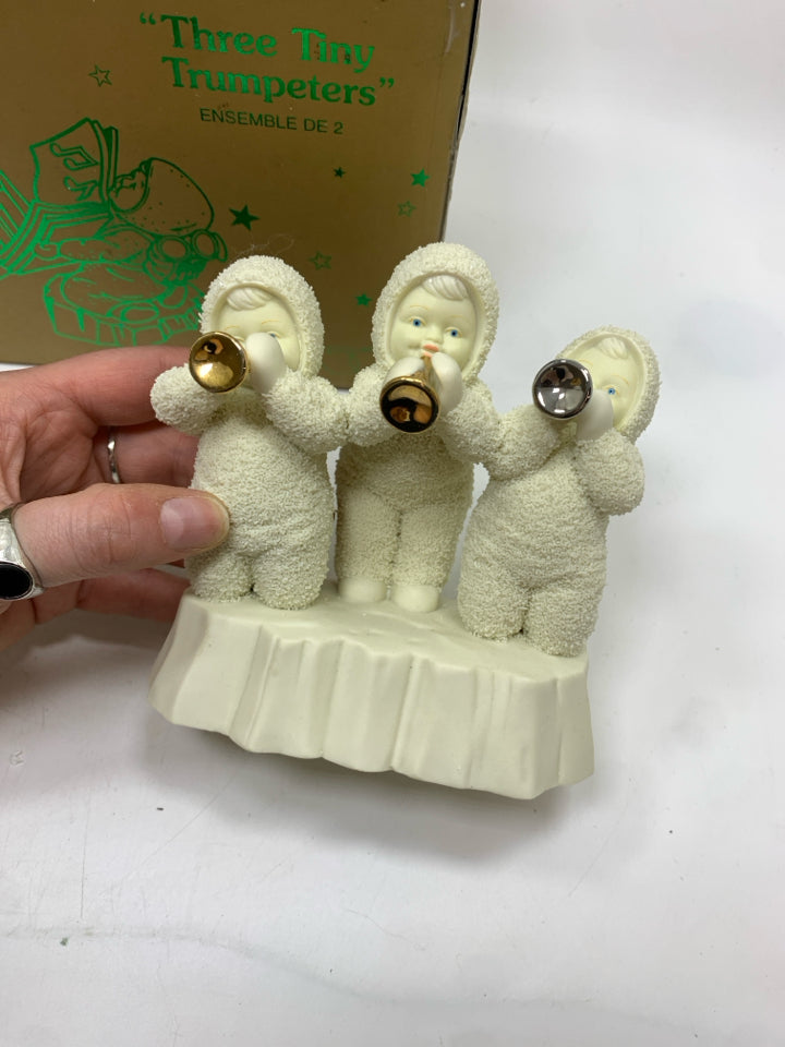 DEPT 56 SNOWBABIES "THREE TINY TRUMPETERS" FIGURINES IN BOX.