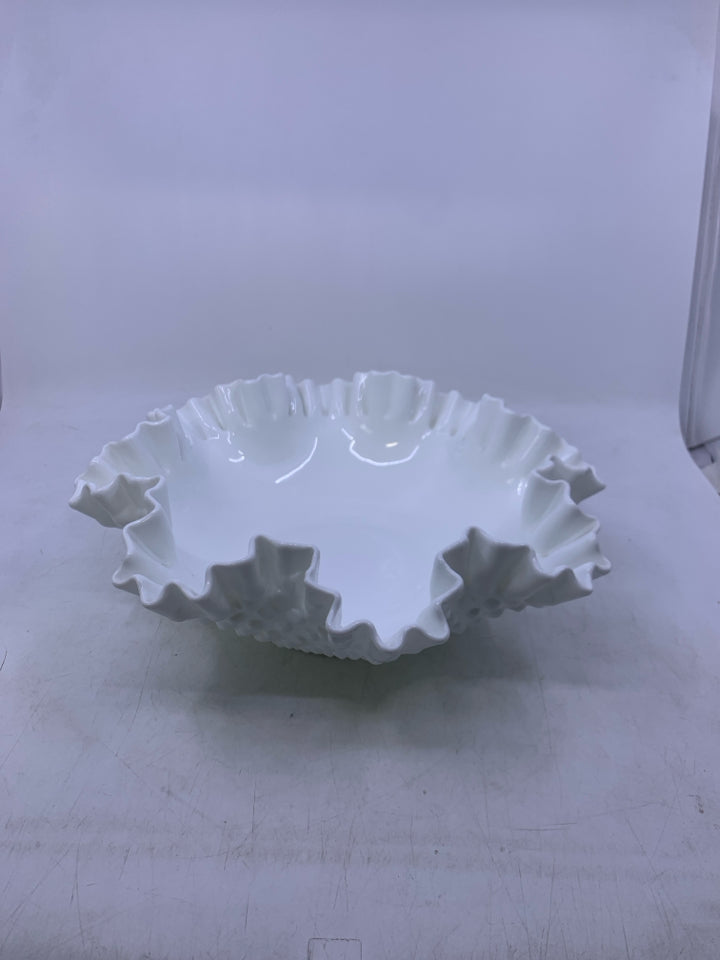 VTG MILK GLASS HOBNAIL CRIMPED RUFFLED EDGE BOWL.