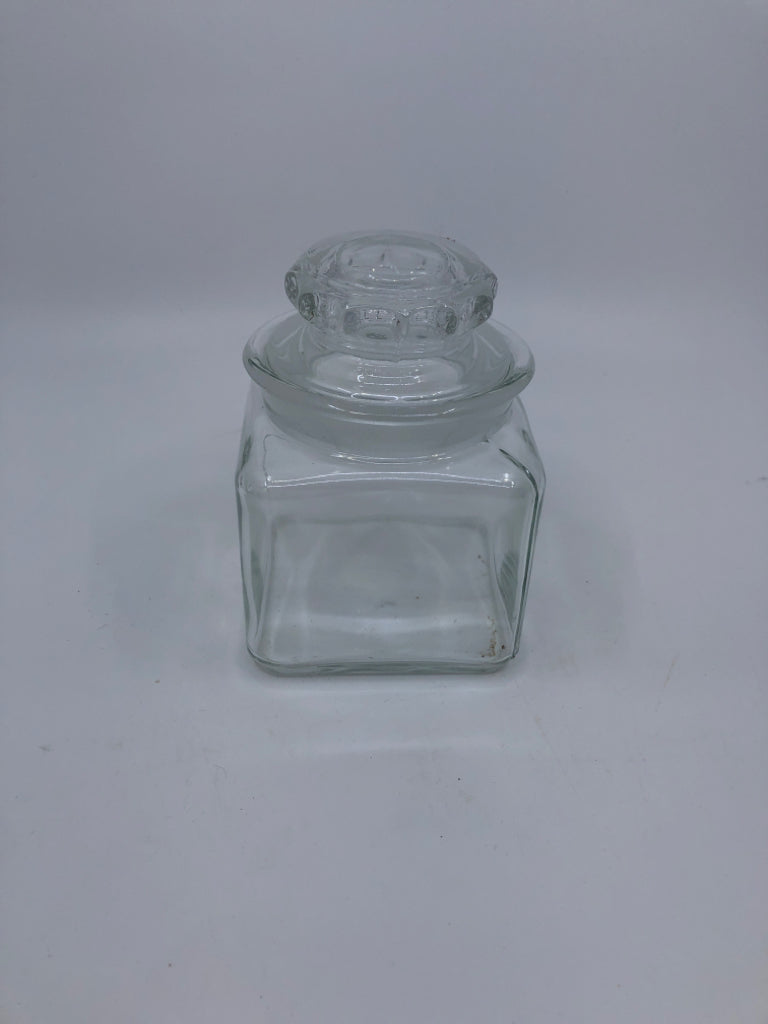 SMALL SQUARE GLASS CANISTER W LID.