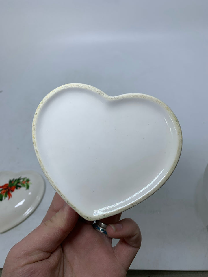 HEART SHAPED TRINKET BOX W/ CHRISTMAS GARLAND.