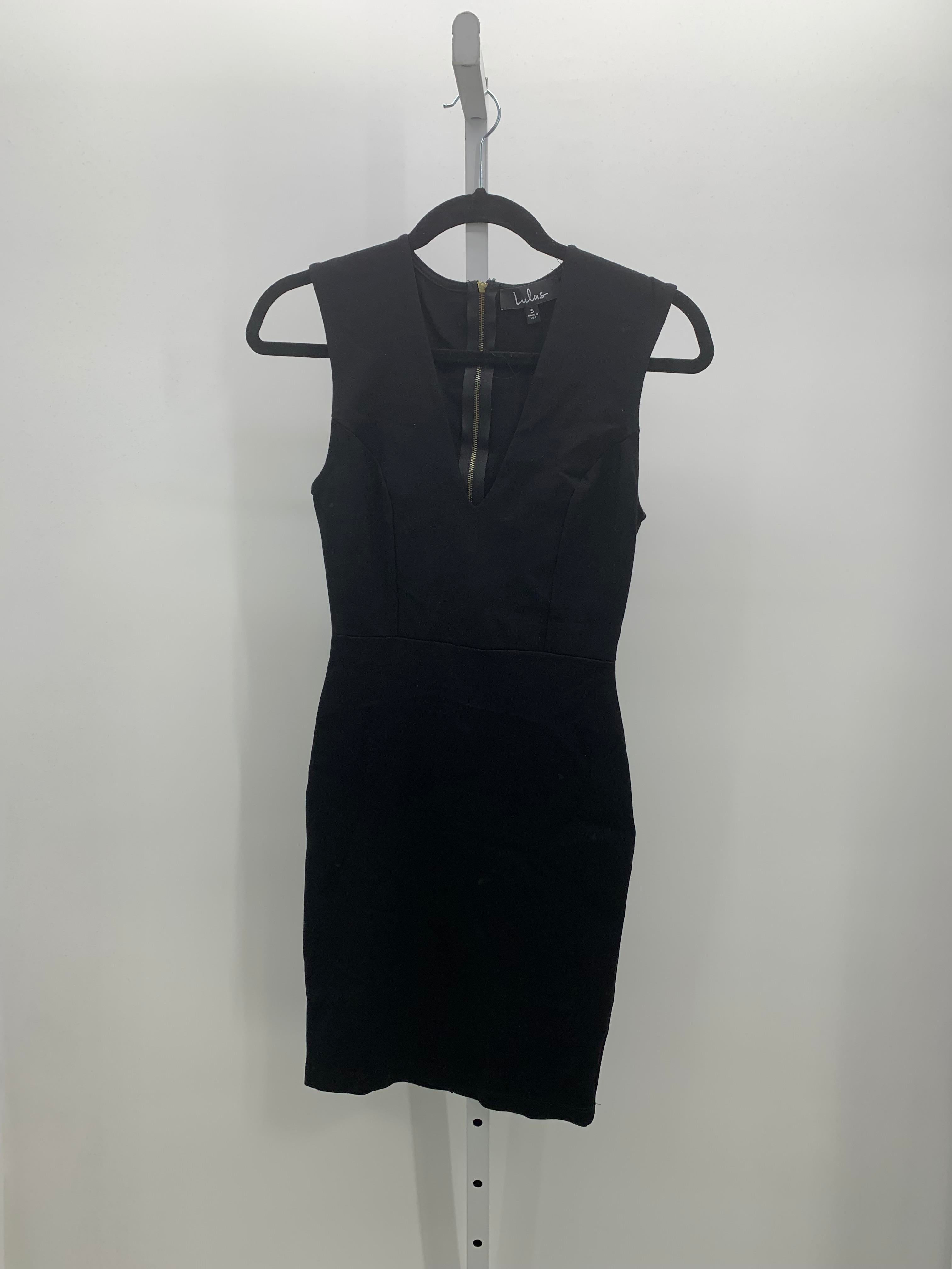 Lulus Size Small Juniors Sleeveless Dress