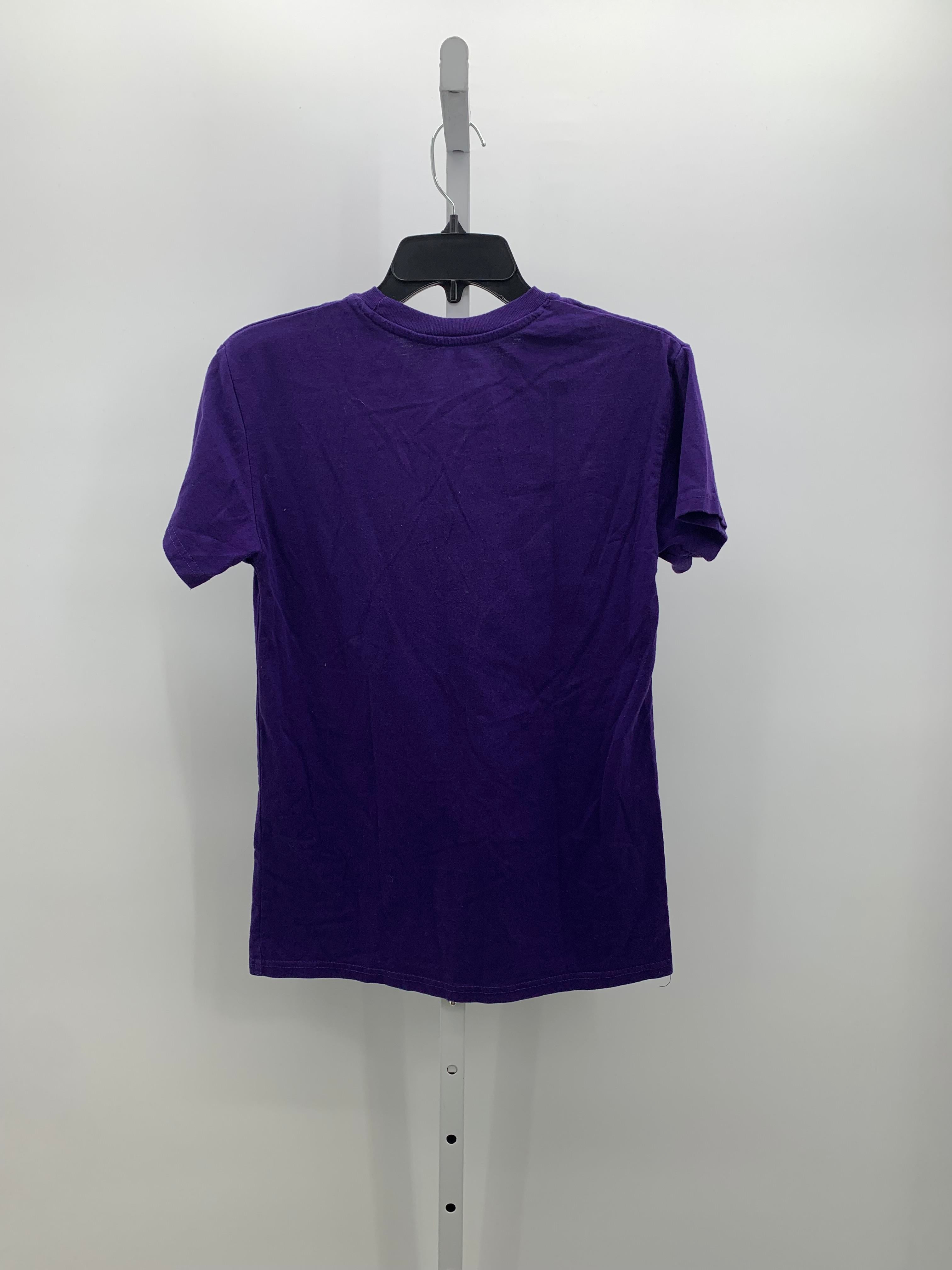SHORT SLV SHIRT GRAPHIC KNIT TEE.