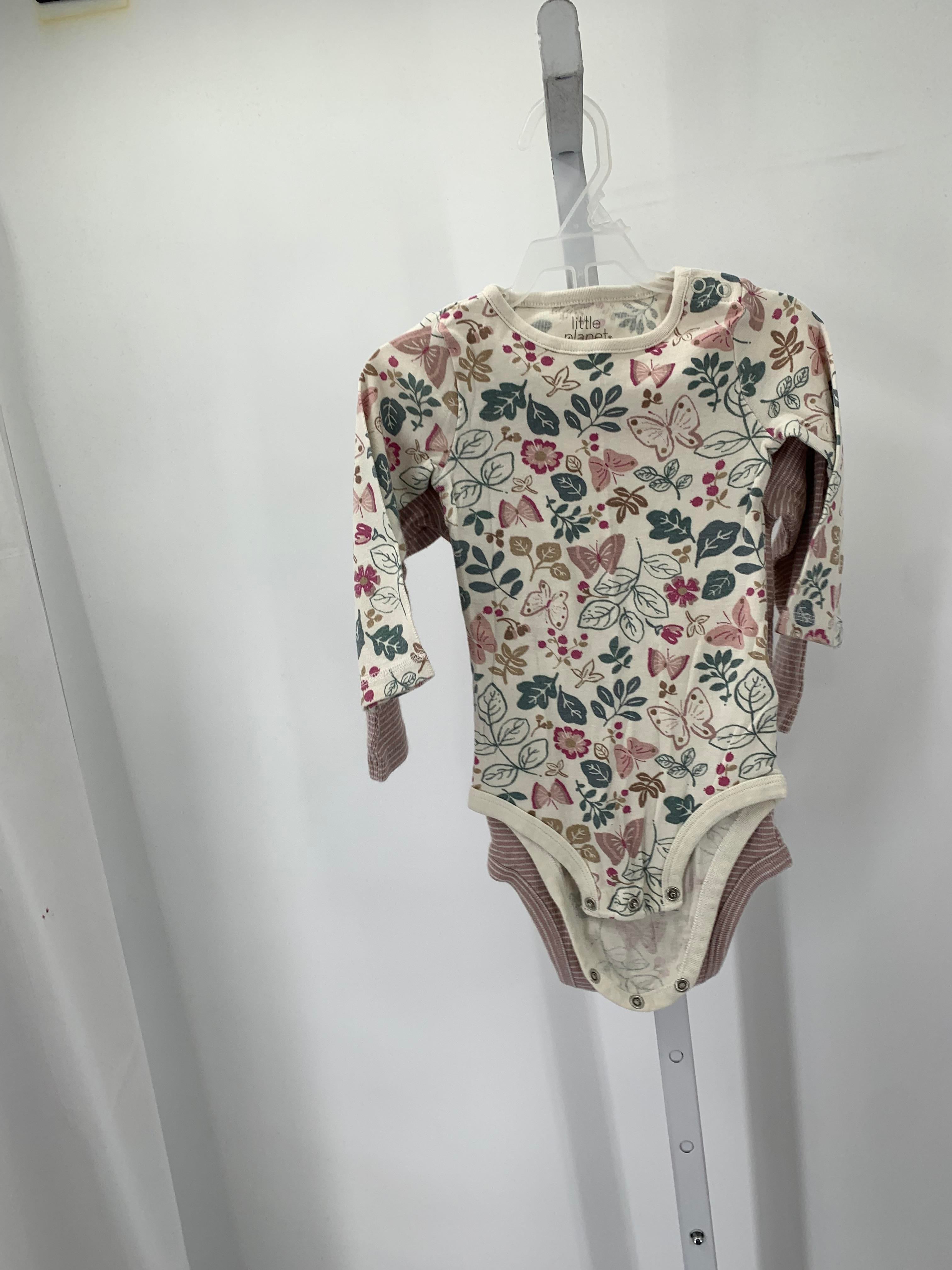 L & D Size 18 Months Girls 2 Pieces