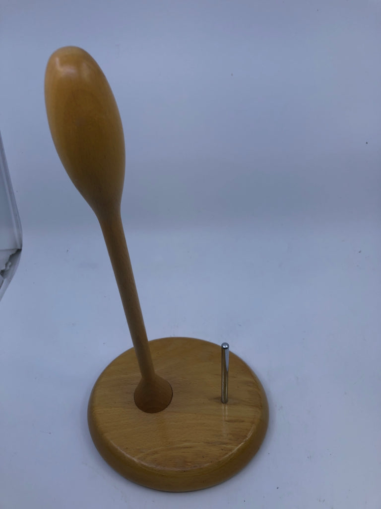 BLONDE WOOD PAPER TOWEL HOLDER.