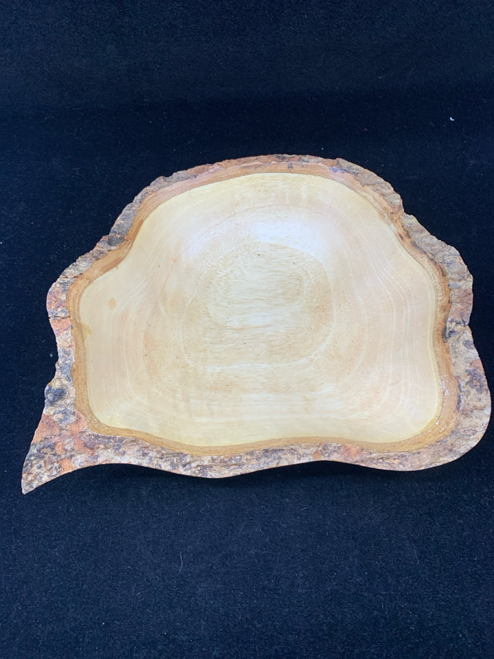 WOOD BARK BOWL.