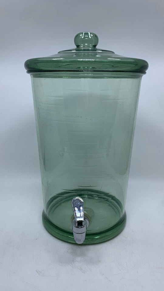 GREEN PLASTIC DRINK DISPENSER.