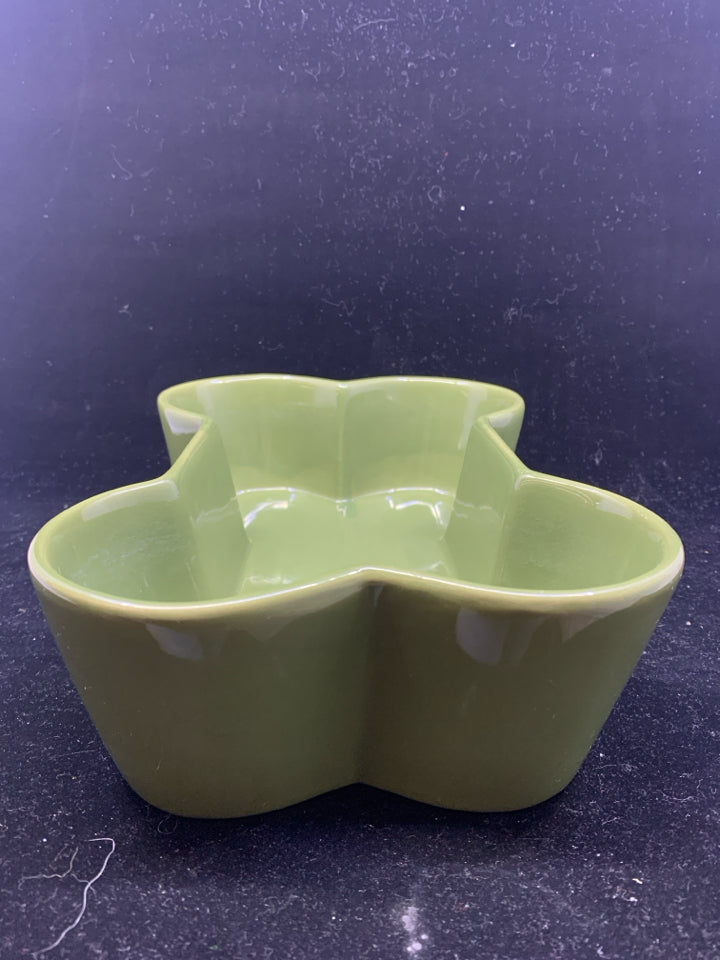 GREEN CERAMIC DOG BONE SHAPE BOWL.