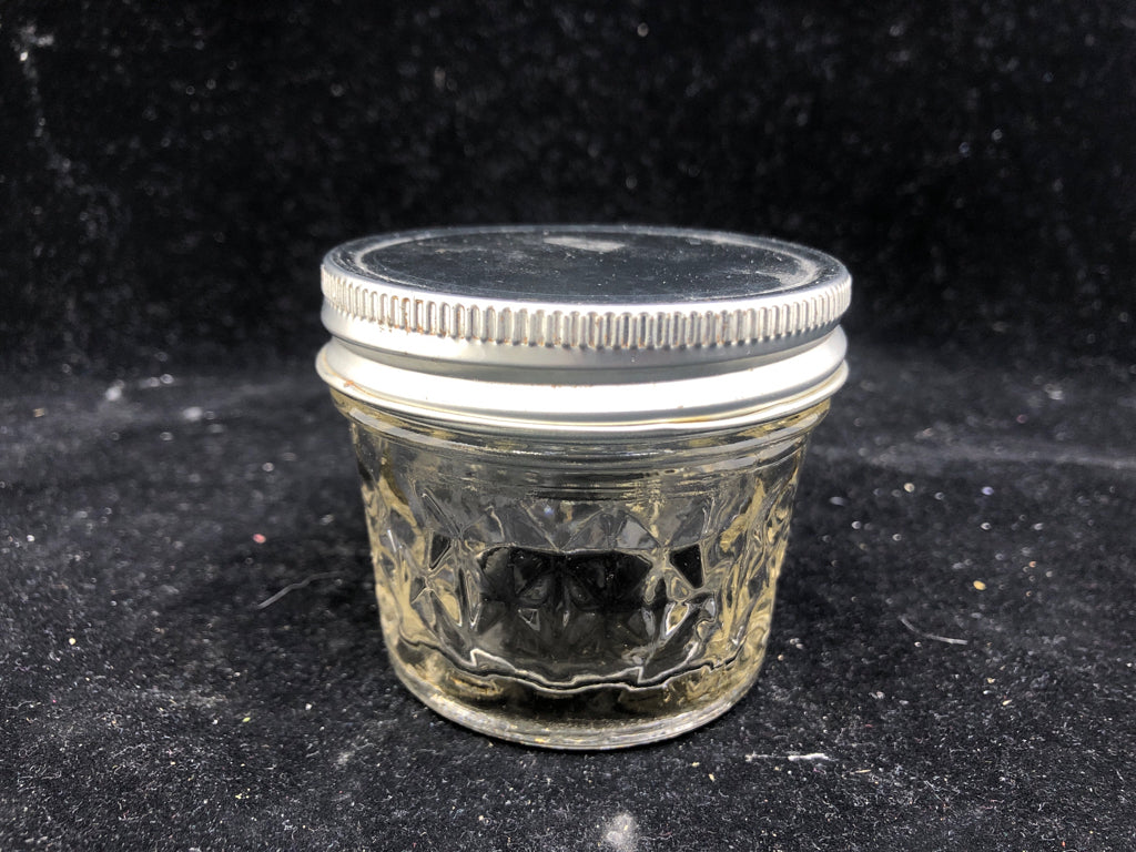 JELLY JAR W/LID.