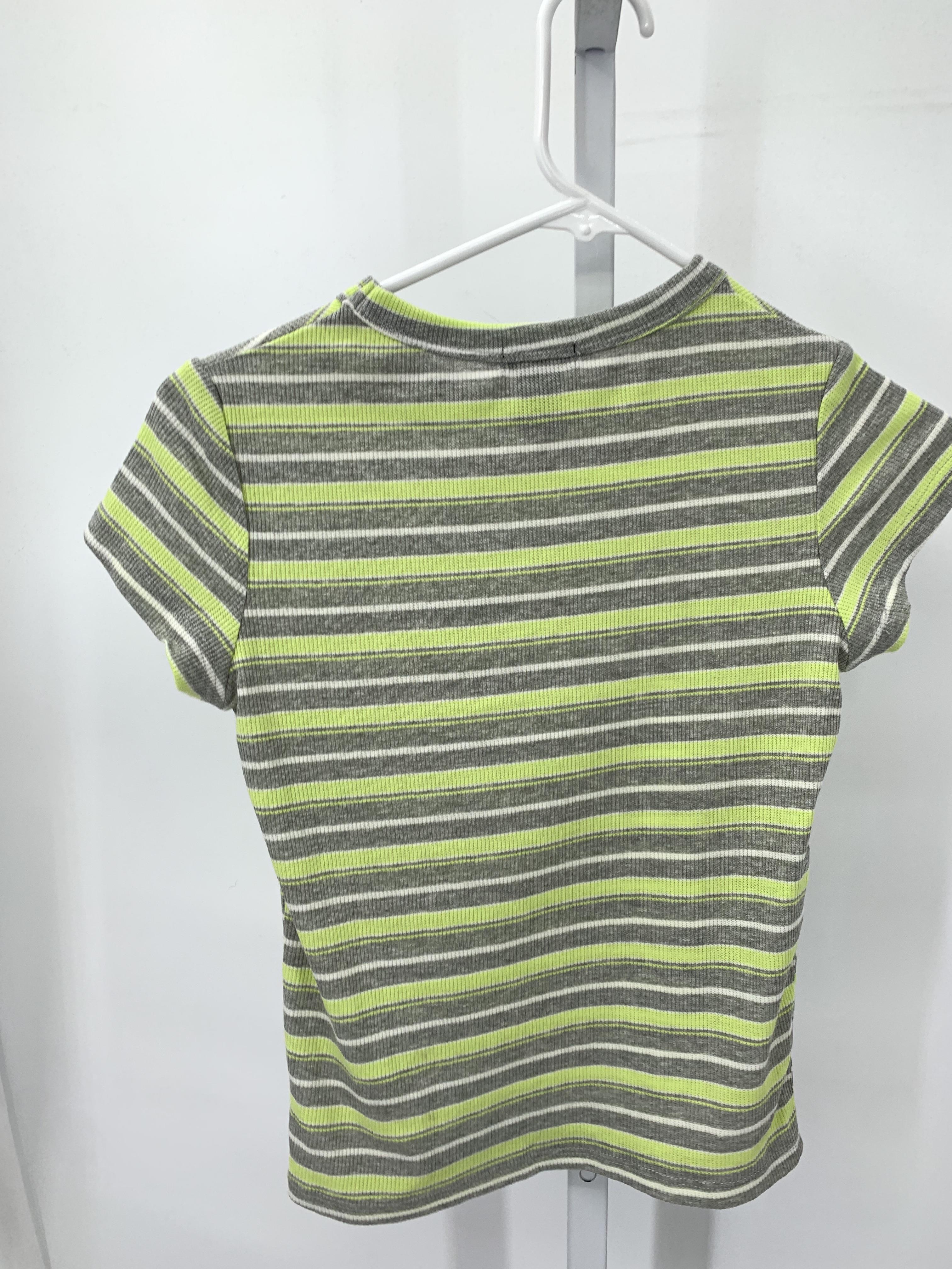 rue21 Size Medium Juniors Short Sleeve Shirt