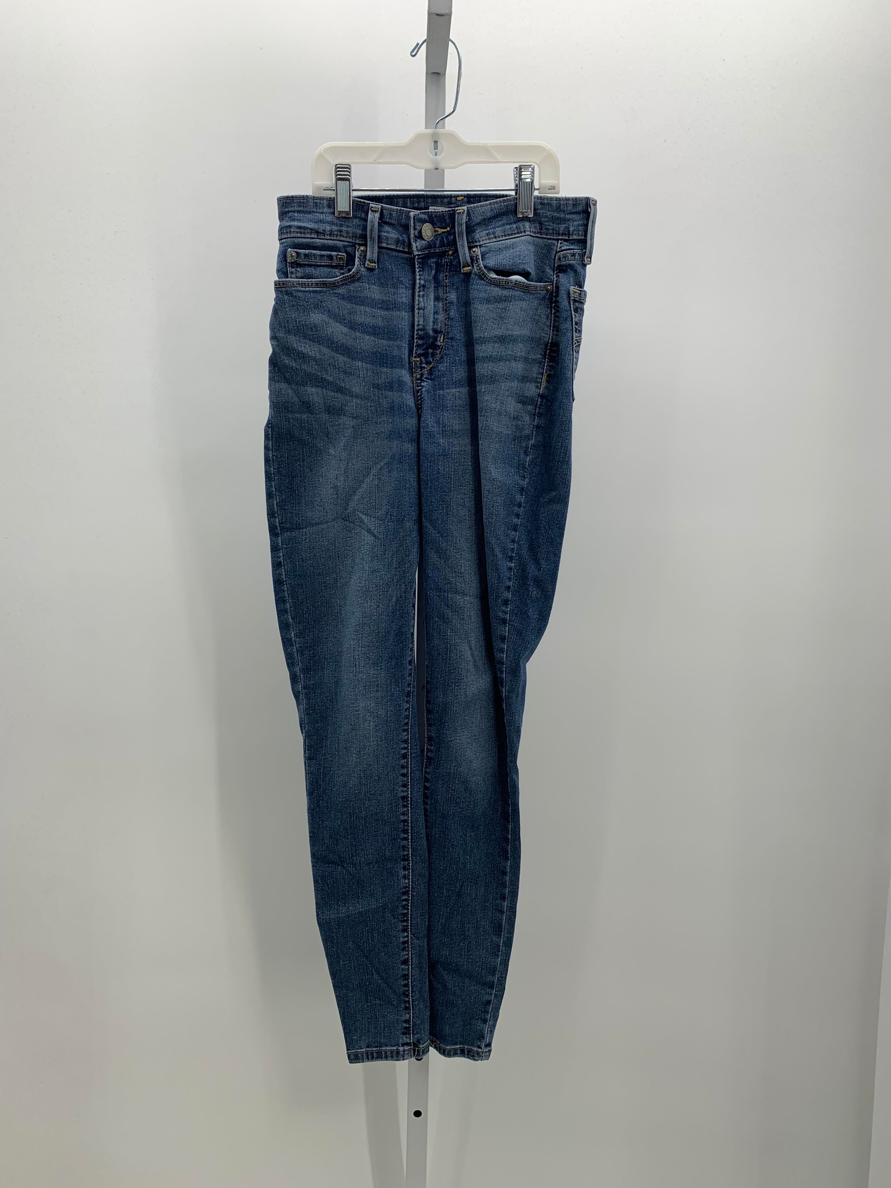 Levis Size 2 Misses Jeans