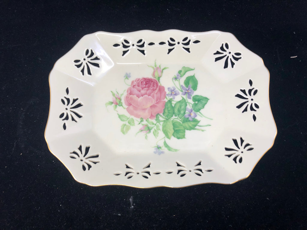 LENOX VICTORIAN ROSE TRAY PIERCED BOWS.