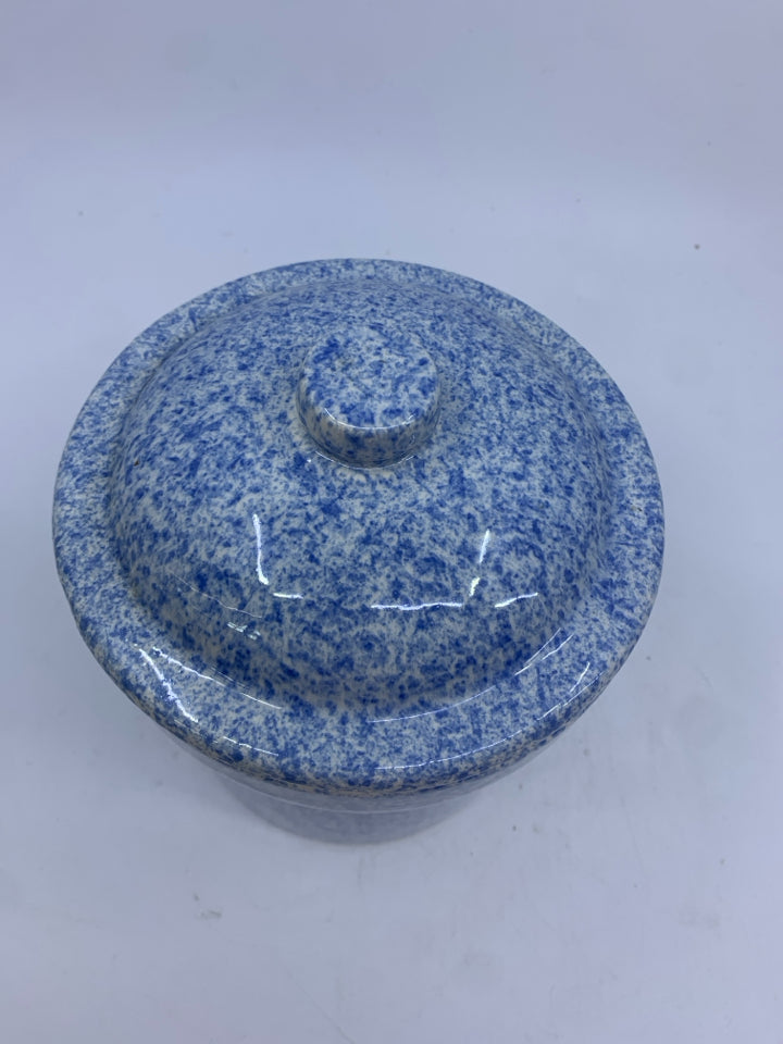 BLUE SPONGE CANISTER.